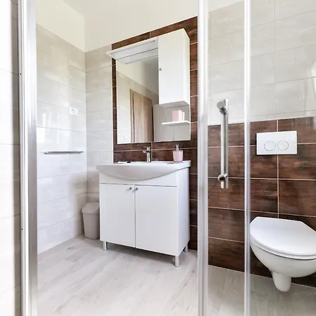 J&m Apartamento Sukošan