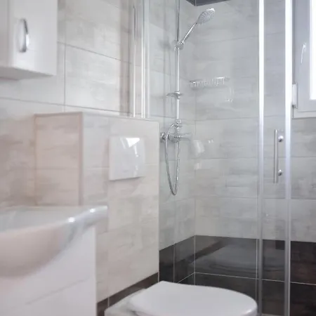 J&m Apartamento Sukošan