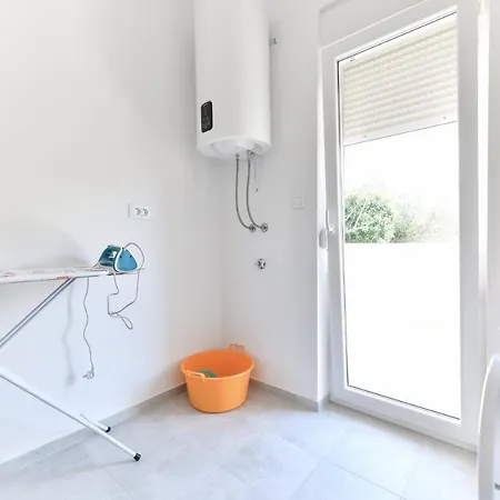 J&m Apartamento Sukošan