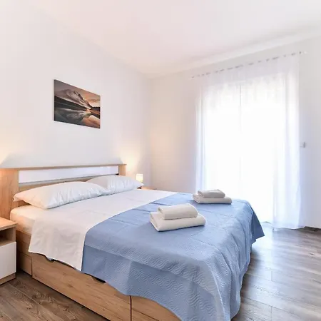 J&m Apartment *