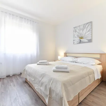 Apartment J&m *