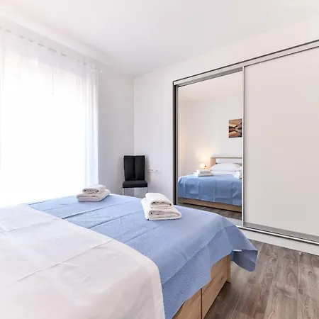 J&m Apartment *